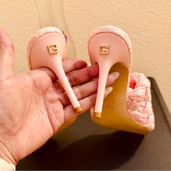 “Guess” NEW BARBIE LOOK !Heels 7..5 Barbie Pink NEW! - Picture 12 of 16